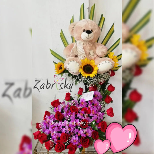 7 FORMAS DISTINTAS DE REGALAR UNA ROSA - Floristería Zabrisky
