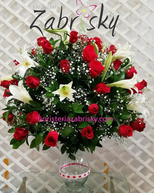 FORMA # 5 DE REGALAR UNA ROSA - Floristería Zabrisky
