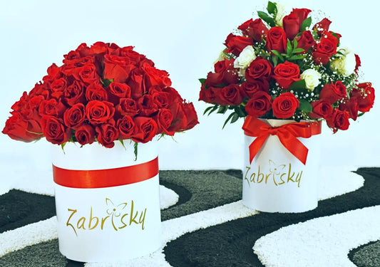 ROSES IN BOX - Floristería Zabrisky
