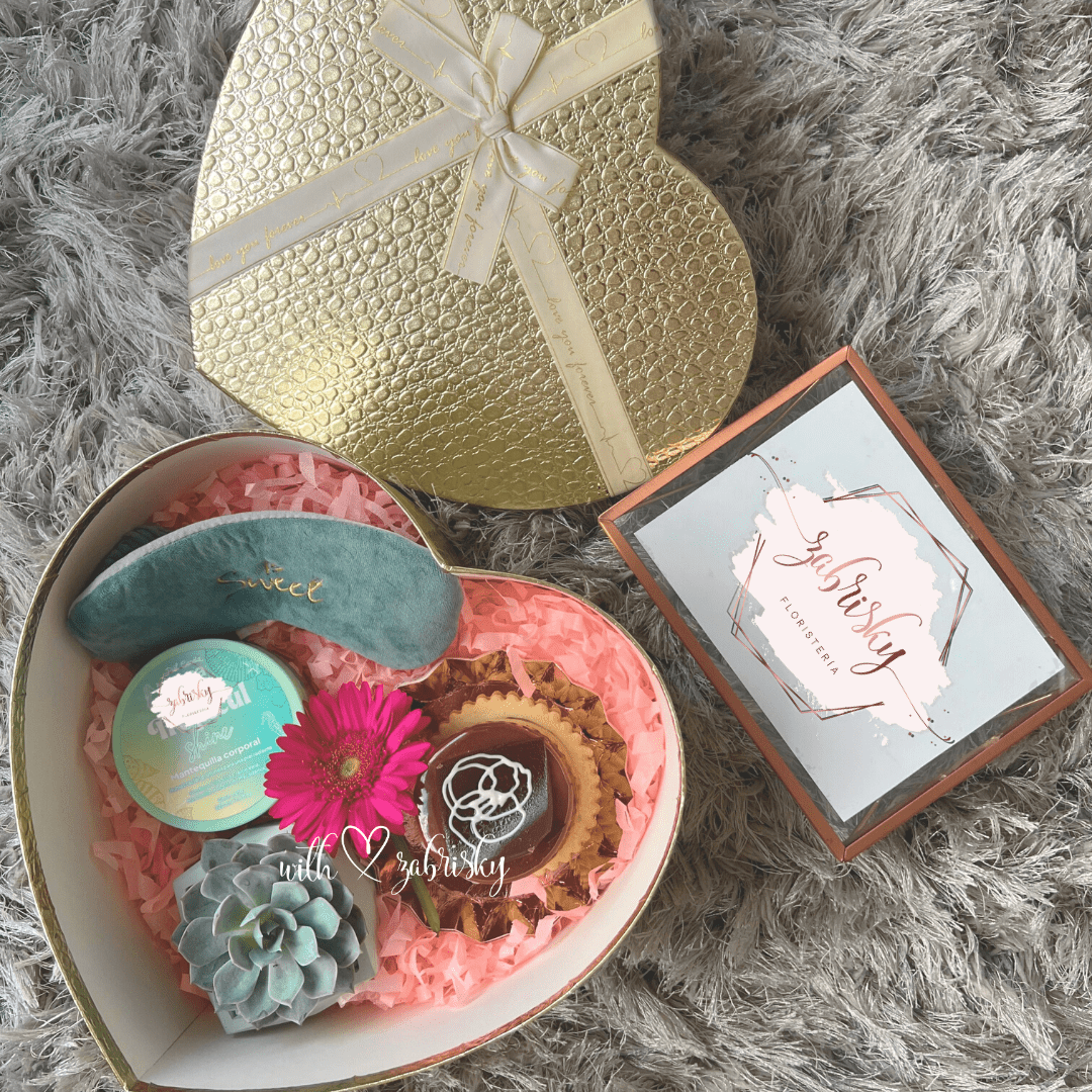 Ada - Suculenta con crema corporal - Floristería Zabrisky