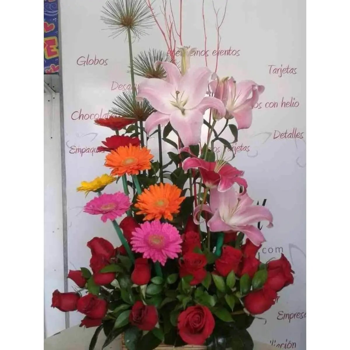 Little - Rosas Rojas Gerberas - Lirios - Floristería Zabrisky