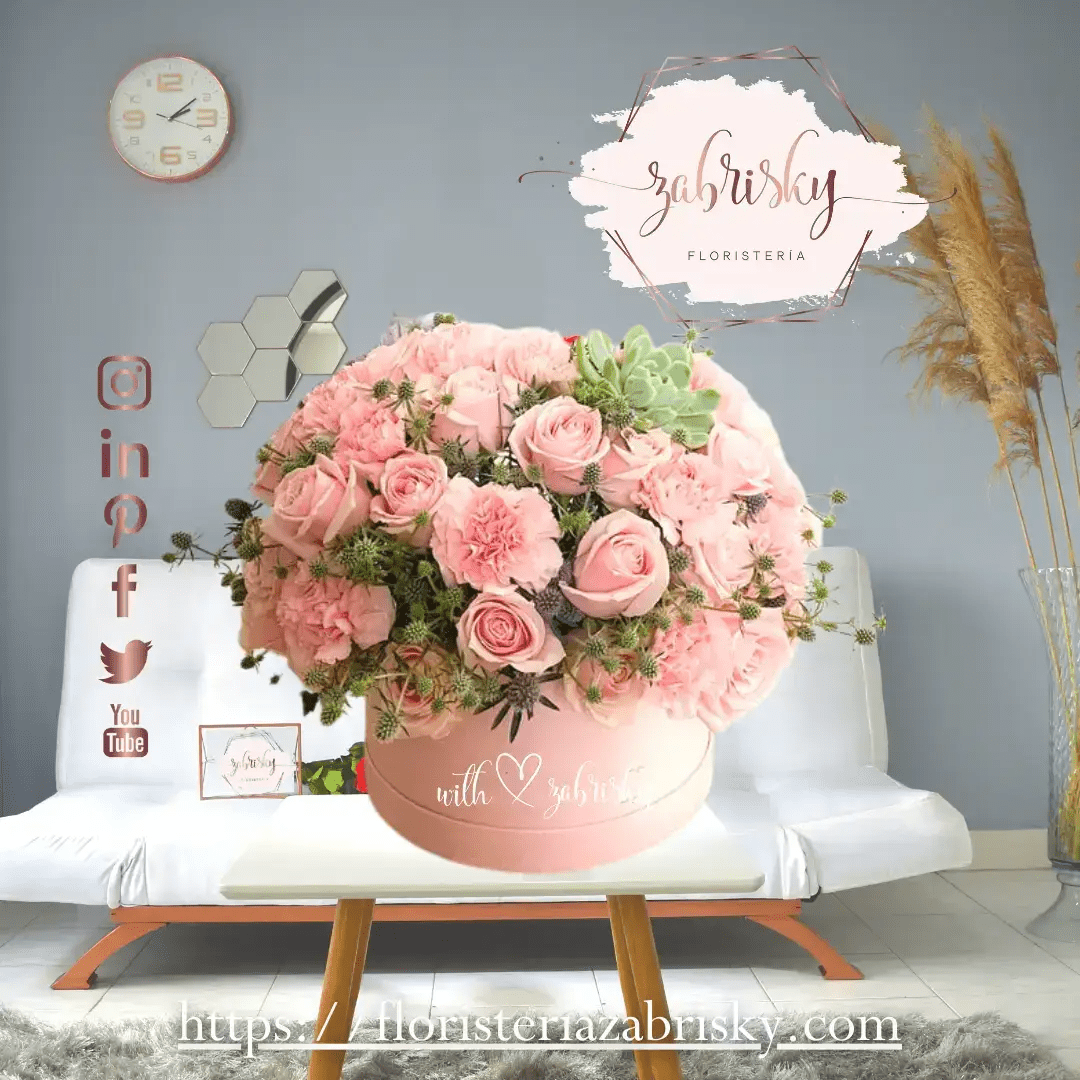 Sweet Baby - caja rosas y claveles rosados - Floristería Zabrisky
